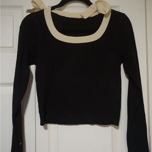 SHEIN Black and Cream Crop Top with Bow Detail
